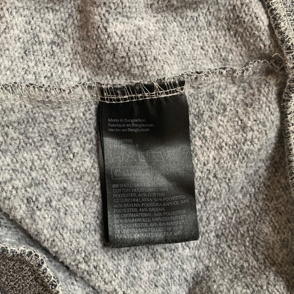 H&M Divided Light Gray Full Zip Hoodie sweatshirt Size Small - Picture 4 of 5